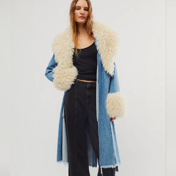 New BlankNYC  course denim jacket coat in blue - Picture 6 of 14